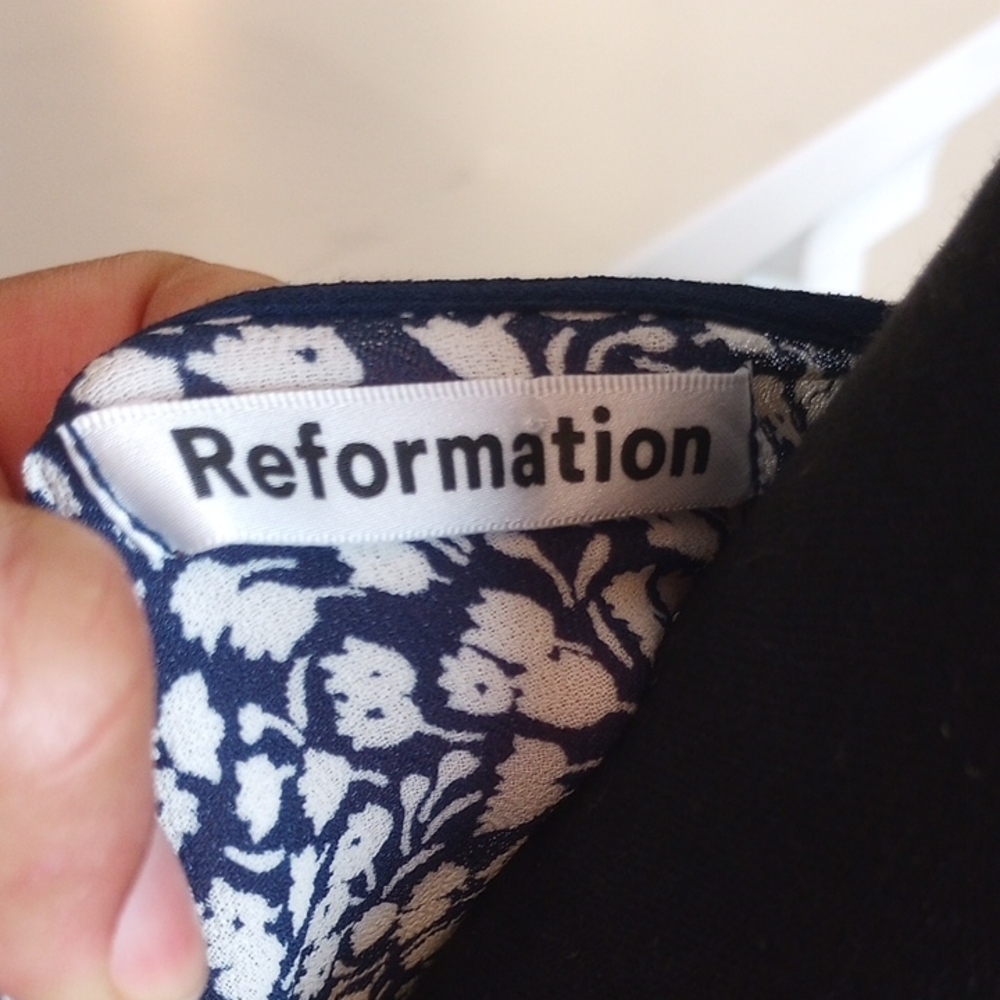 Reformation Blue and White Sleeveless V-Neck Sundress - Picture 2 of 10